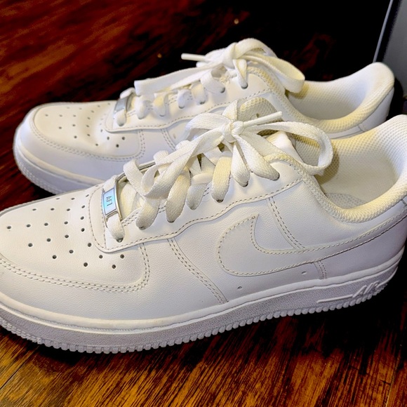 Nike Air Force Ones - Picture 3 of 4